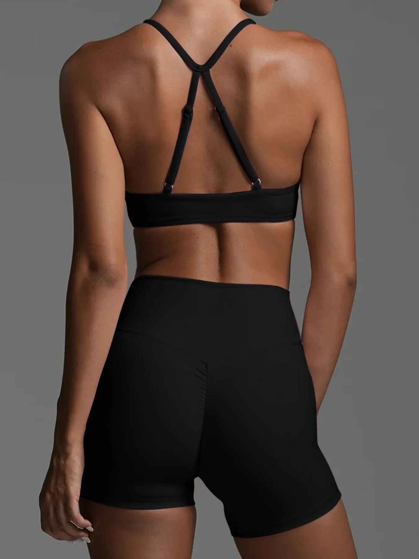 Ruched Sports Bra and High-Waisted Shorts Active Set - cas7m