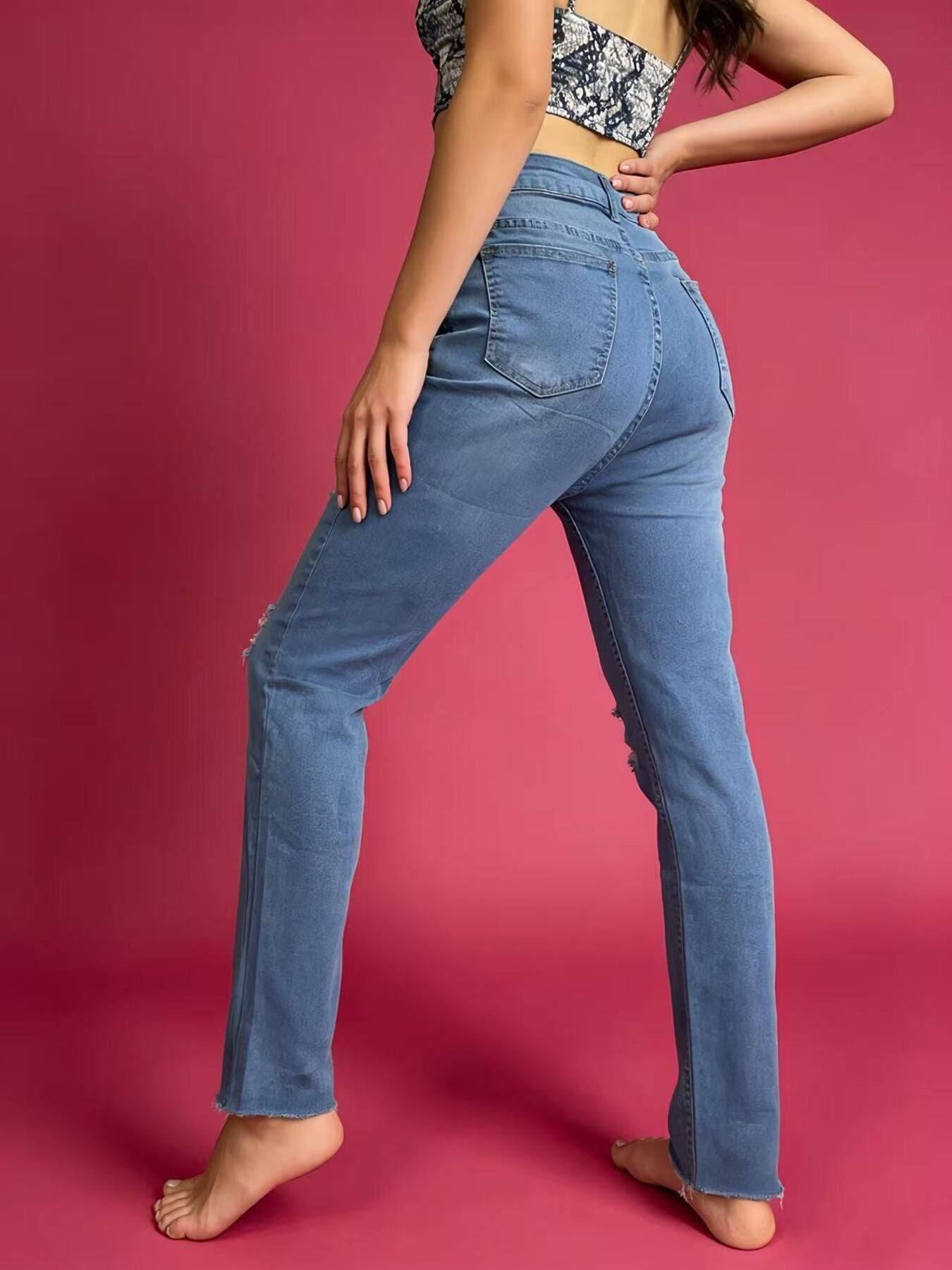 High-Waisted Distressed Jeans - cas7m