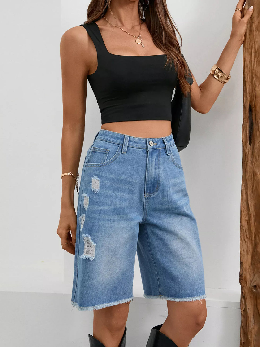 Ripped Frayed Hem Denim Shorts - cas7m