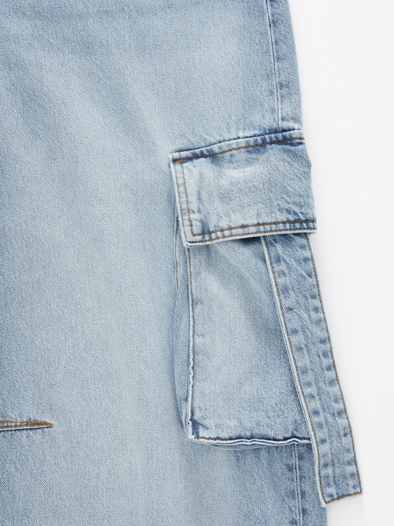 Vintage Wash Wide Leg Cargo Jeans - cas7m
