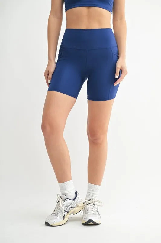 MONO B Venice Cloud Light Sculpt Biker Shorts - cas7m