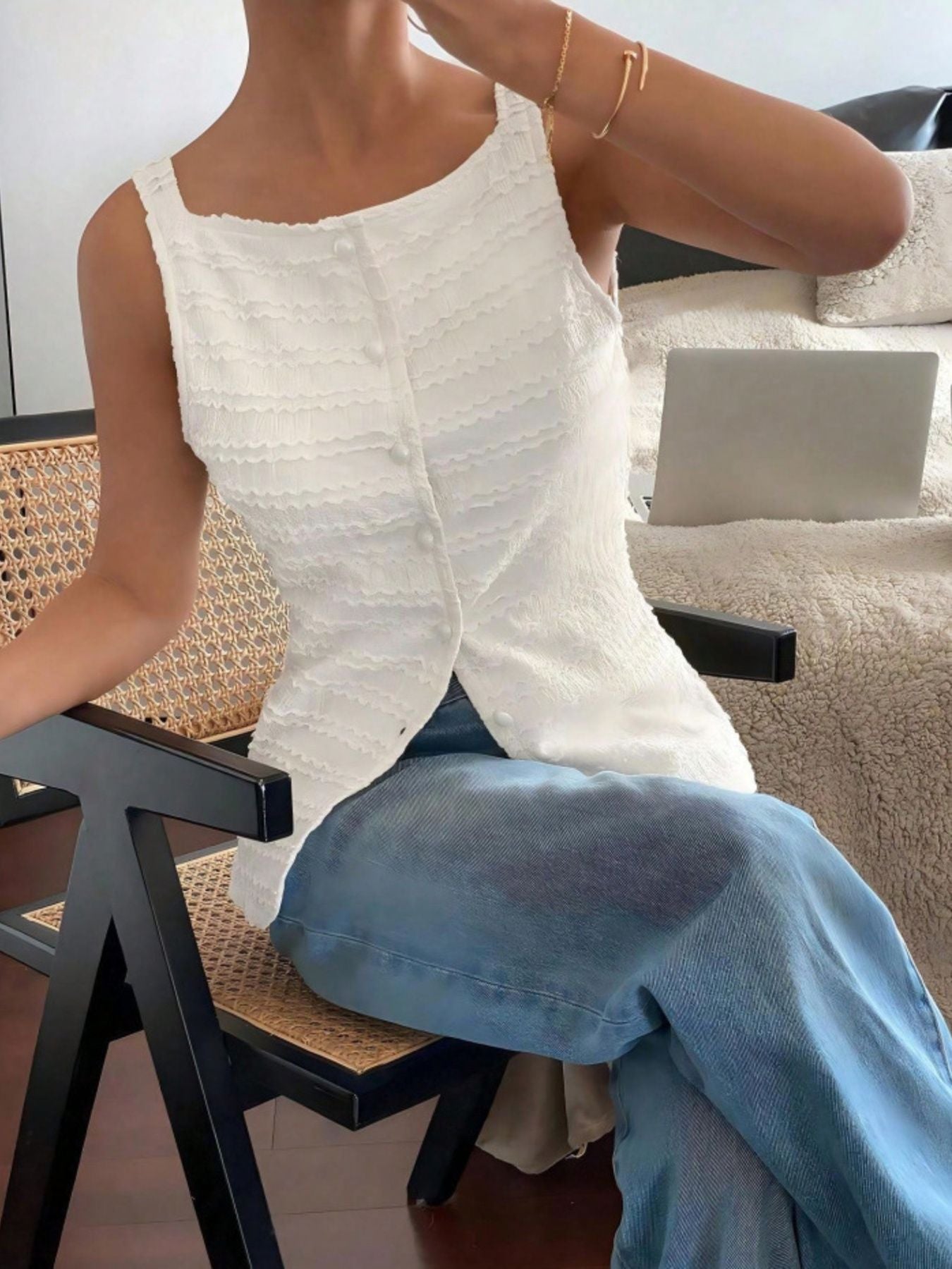 Textured Button-Front Tank - cas7m