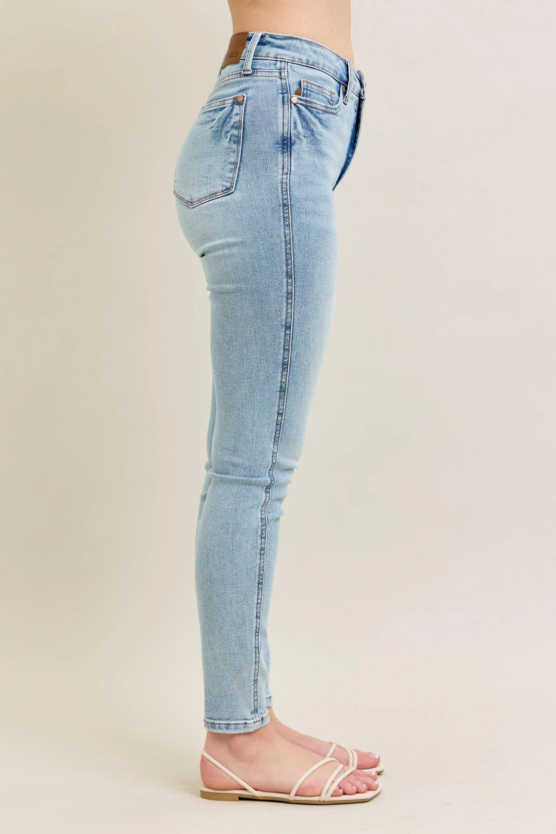 Judy Blue Full Size Mr Tummy Control Vintage Wash Skinny Jeans Plus Size - cas7m
