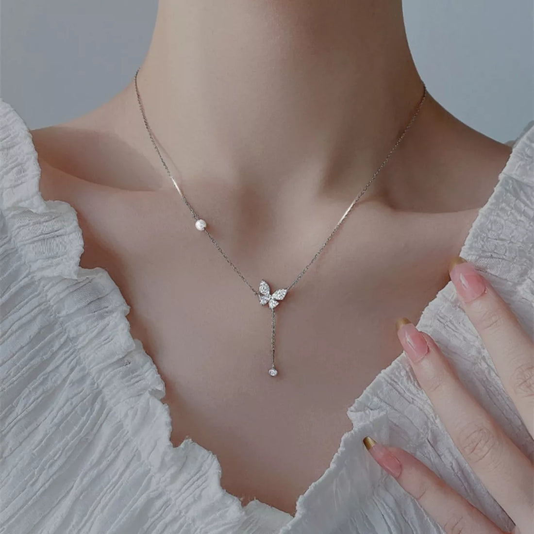 925 Sterling Silver Zircon Butterfly Necklace - cas7m