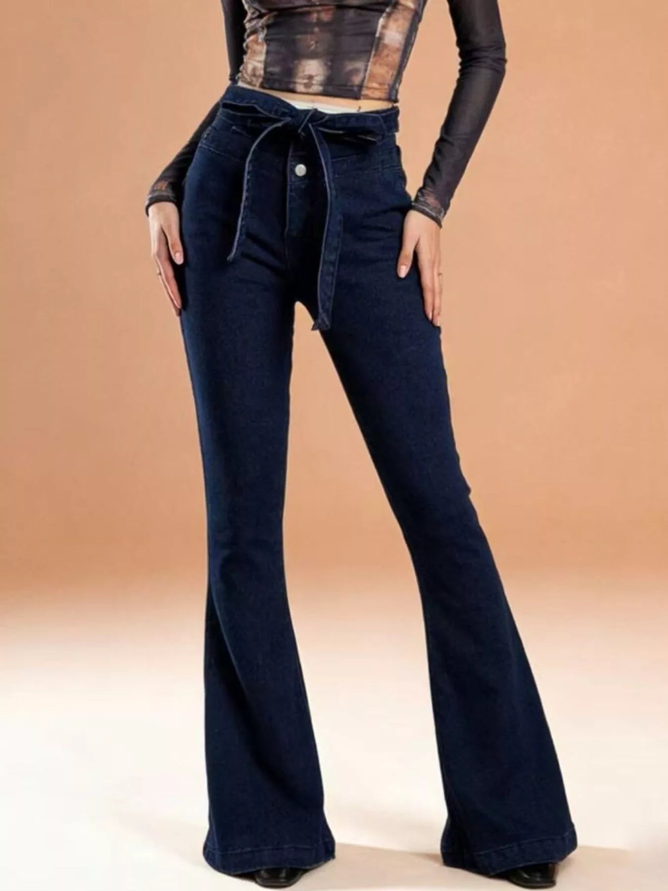 Bow-Tie High-Waisted Flare Jeans - cas7m