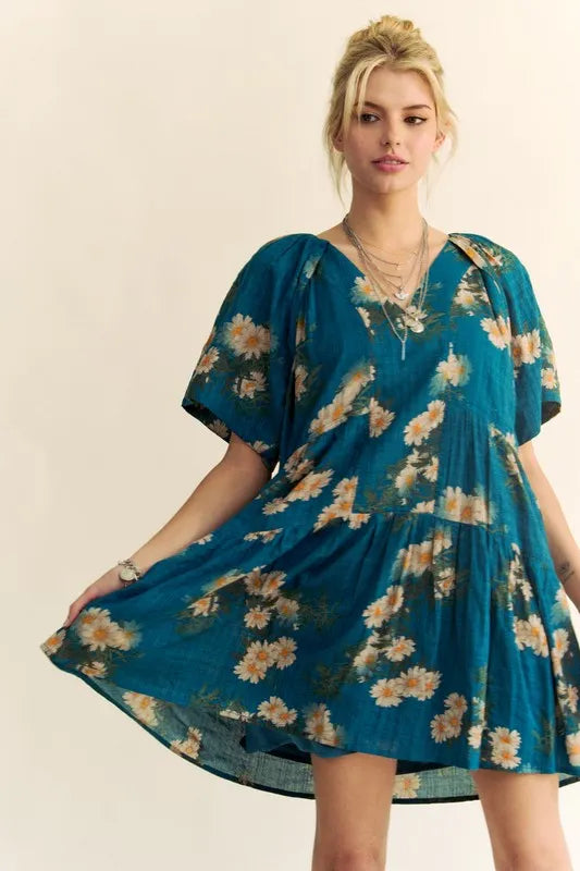 Davi & Dani Floral Print Short Bell Sleeve Pleated Mini Dress - cas7m