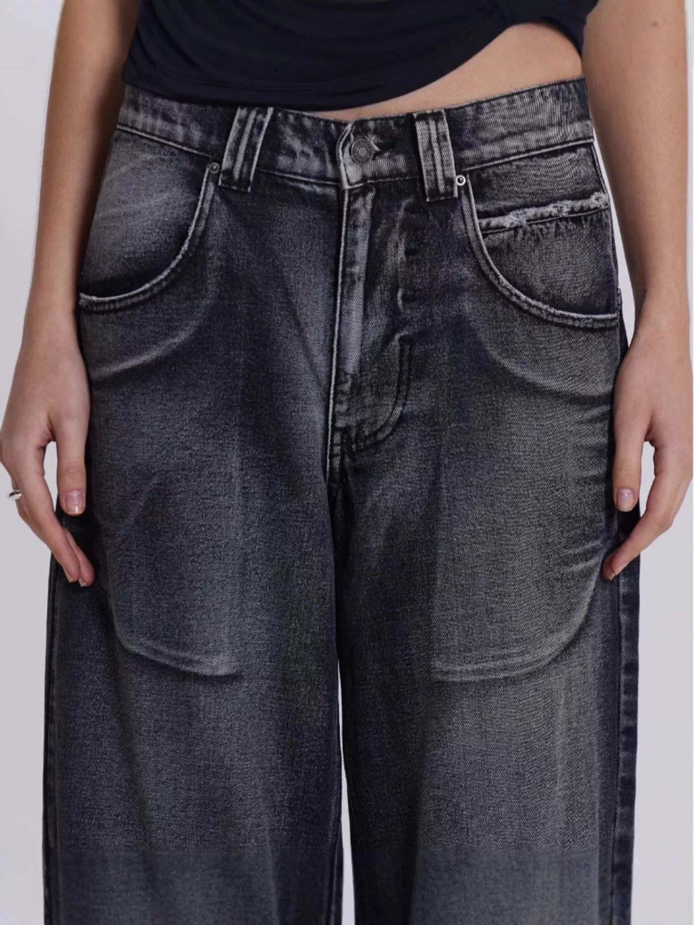 Vintage Wash Wide Leg Jeans - cas7m