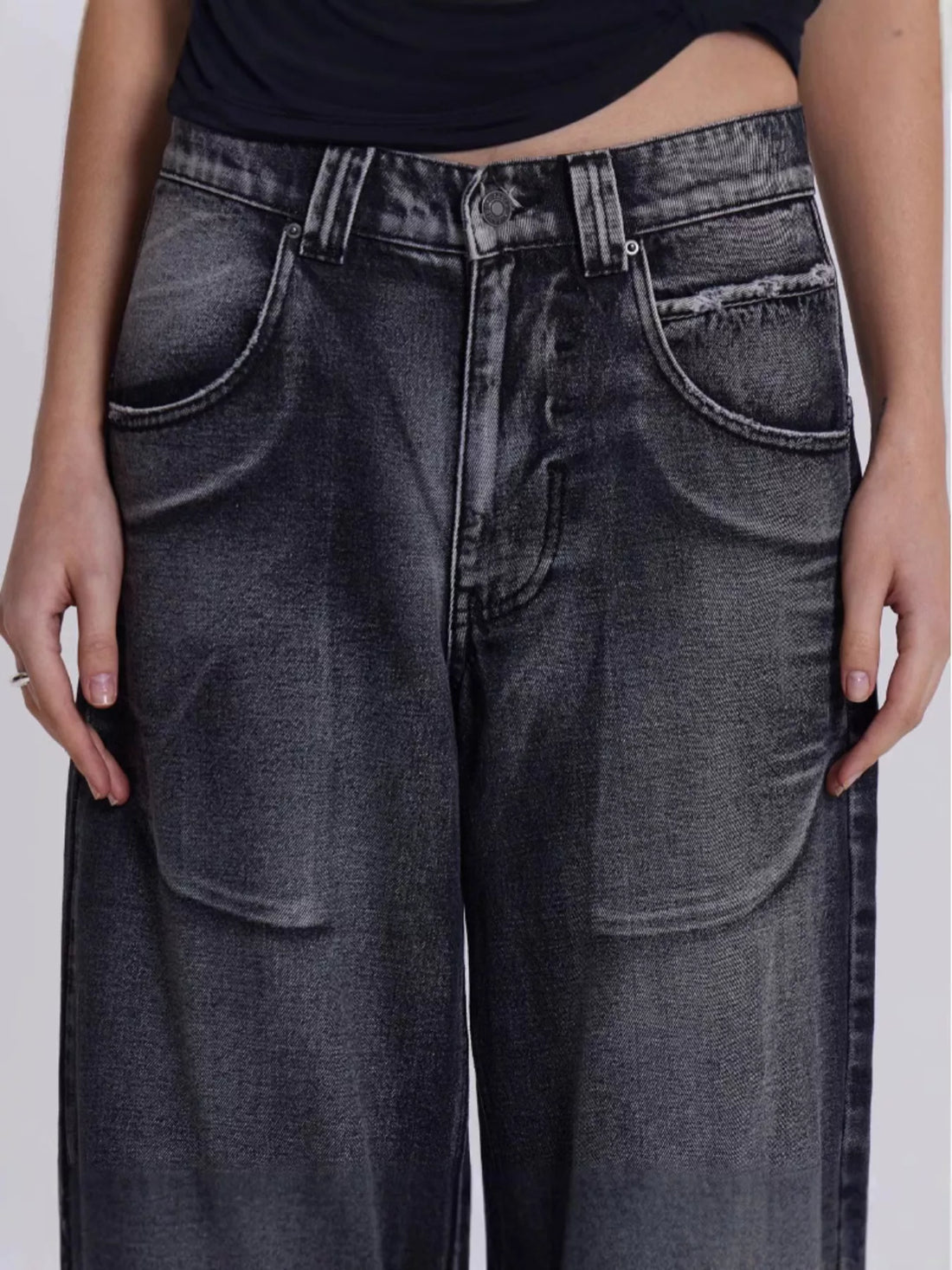 Vintage Wash Wide Leg Jeans - cas7m