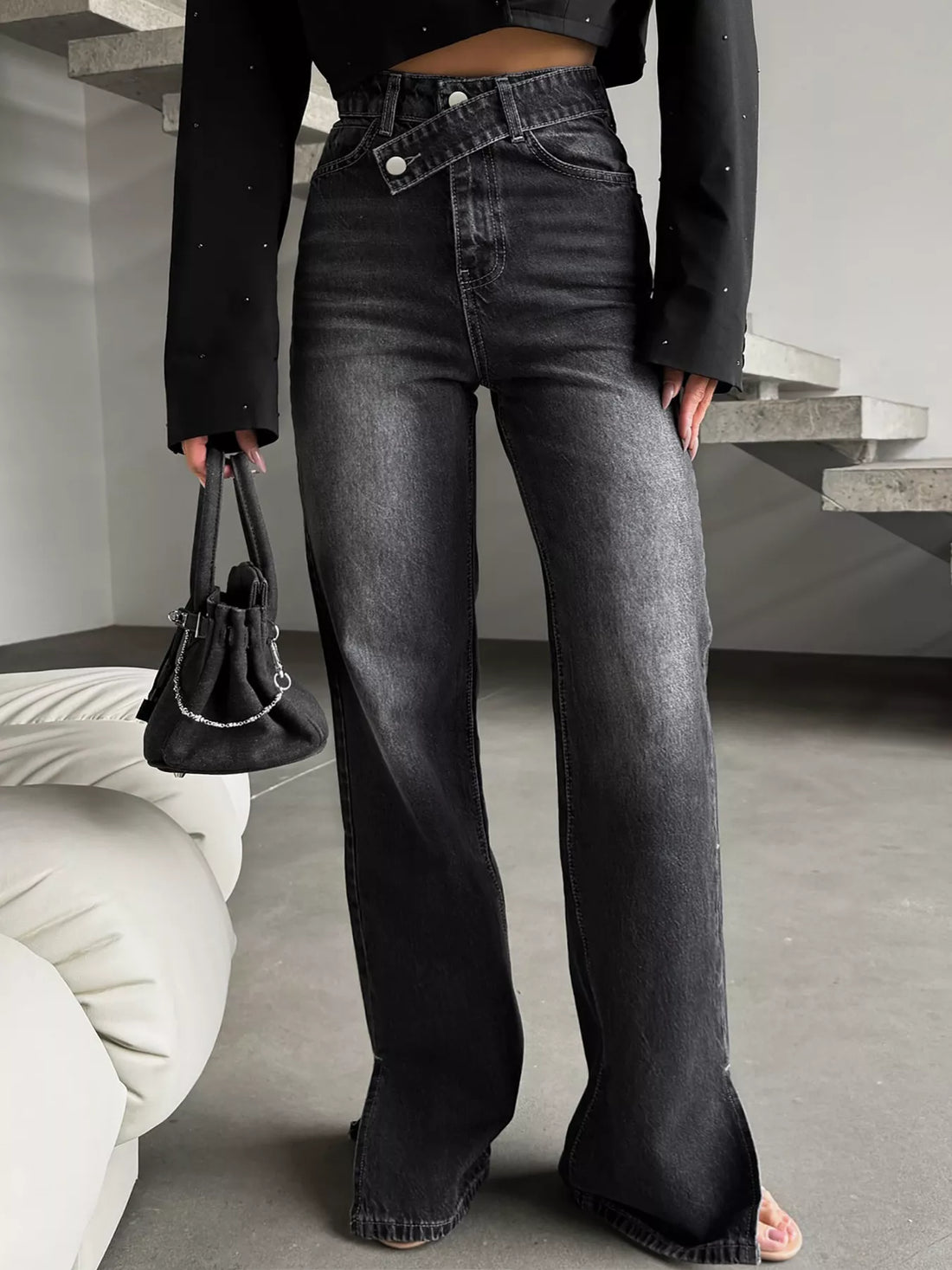 High-Waisted Slit Hem Jeans - cas7m