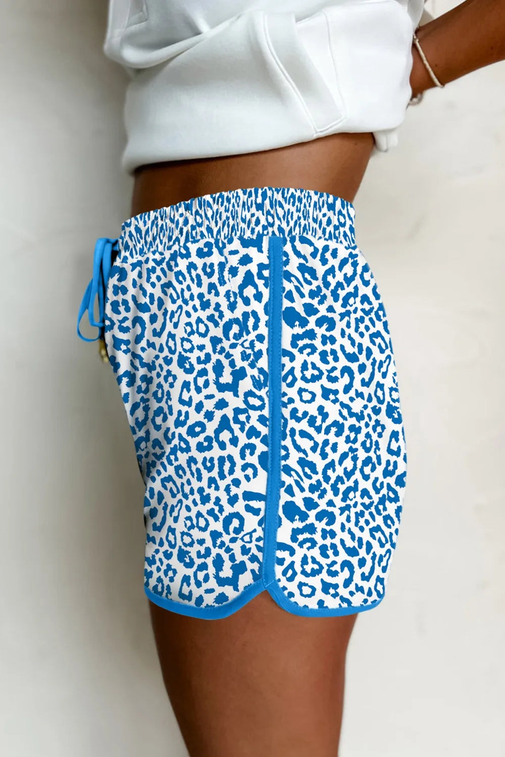 Drawstring Comfort Shorts: Stretchy Polyester-Blend, Easy Care - cas7m