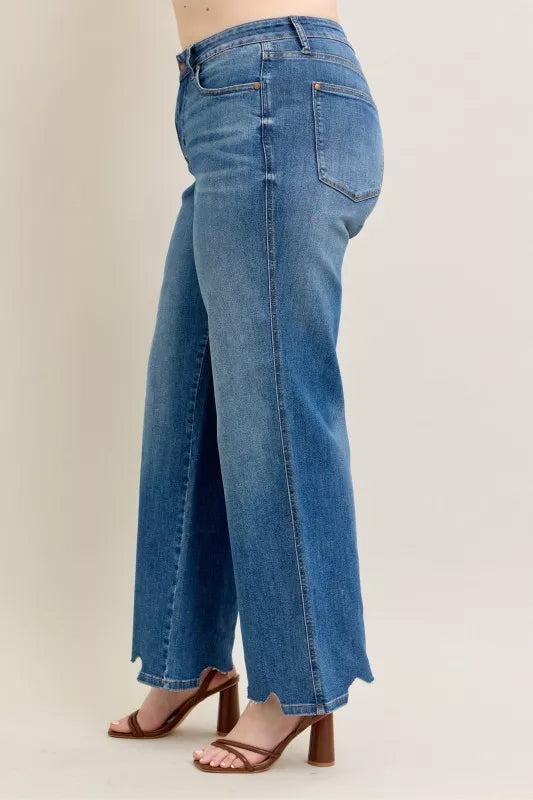 Judy Blue Full Size High Waist Tummy Control Chew Hem Destroy Wide Jeans Plus Size - cas7m