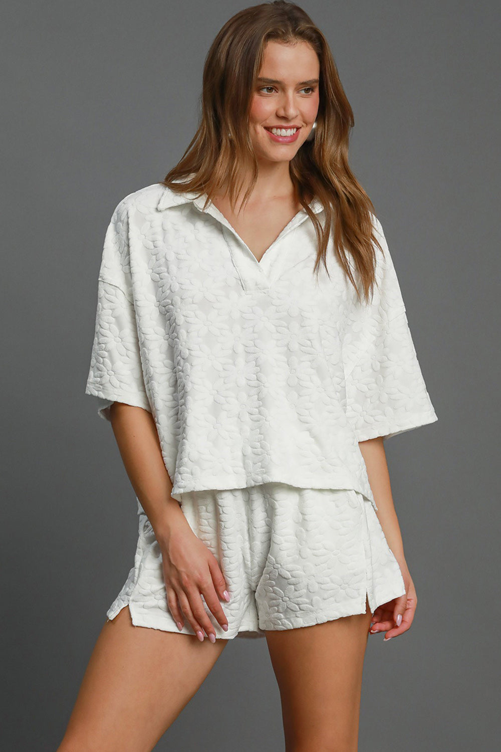 Umgee Floral Elastic Waist Jacquard Shorts with Pockets - cas7m
