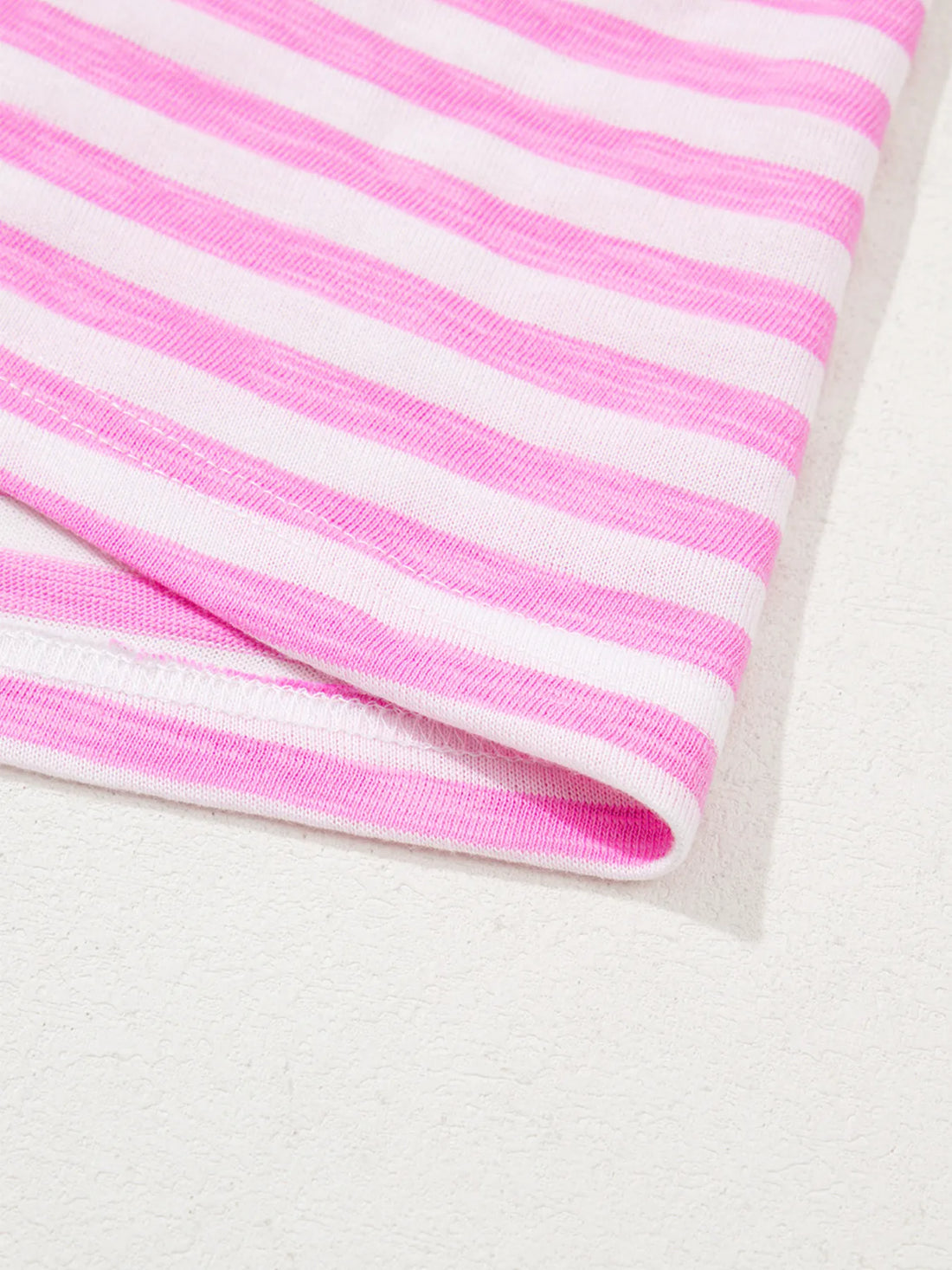 Striped V-Neck T-Shirt - cas7m