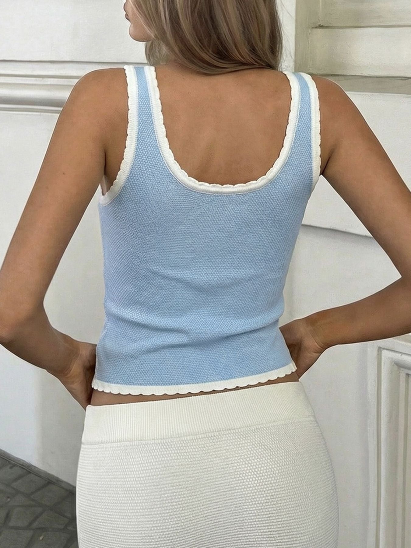 Tie-Front Tank Top - cas7m