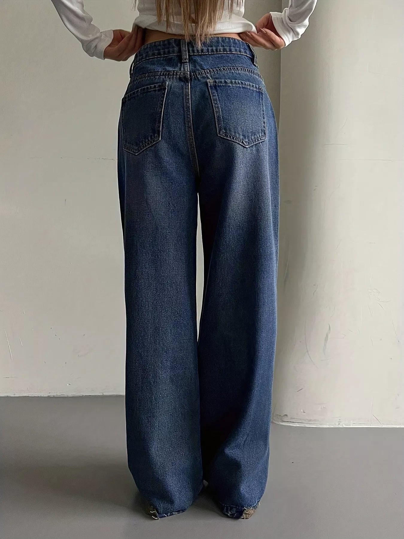Wide Leg Vintage Wash Jeans - cas7m