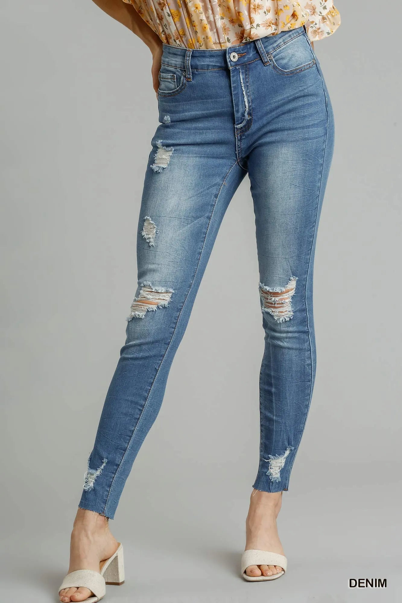 Umgee Distressed Skinny Jeans with Edge Detail - cas7m