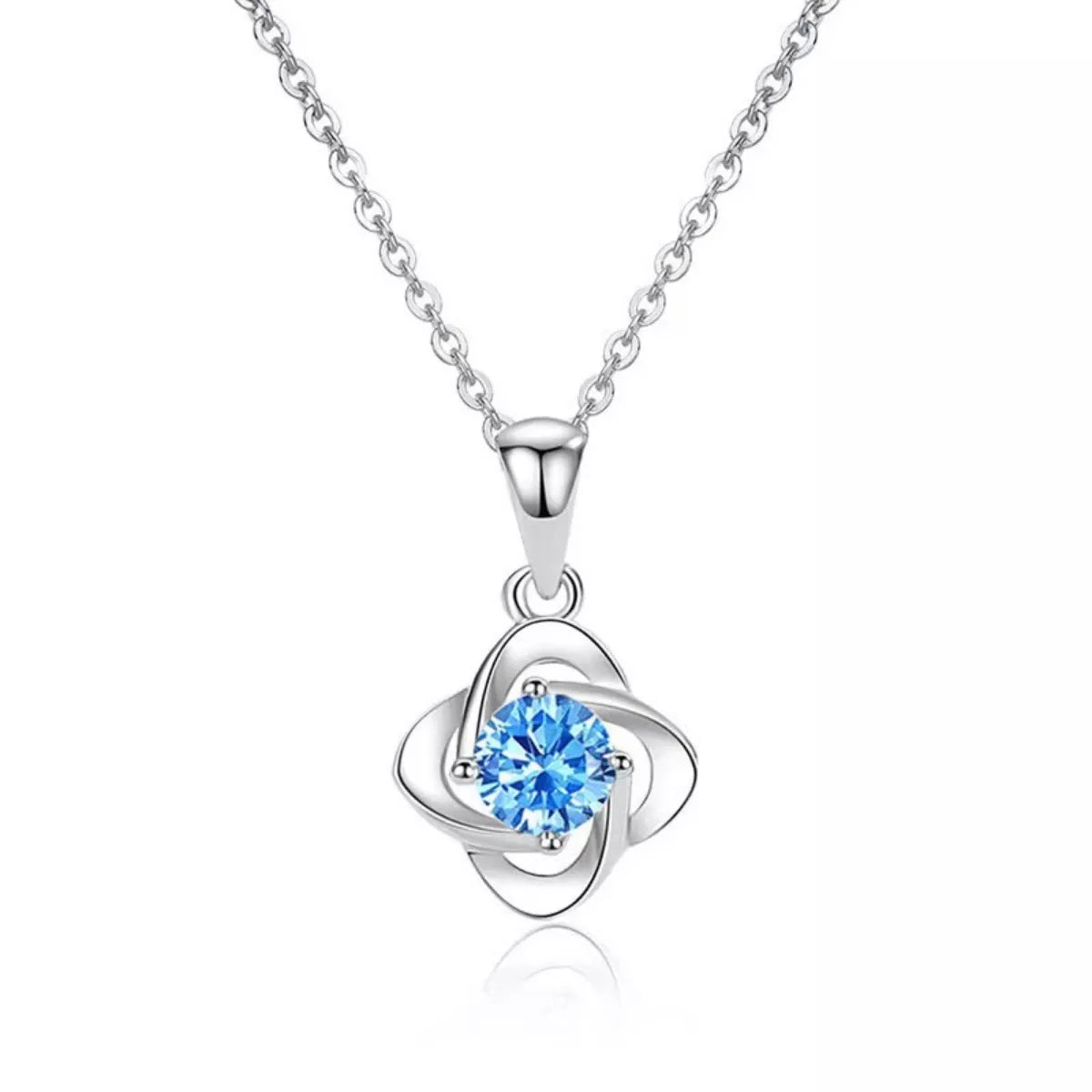 Four-Leaf Clover Pendant Necklace - cas7m