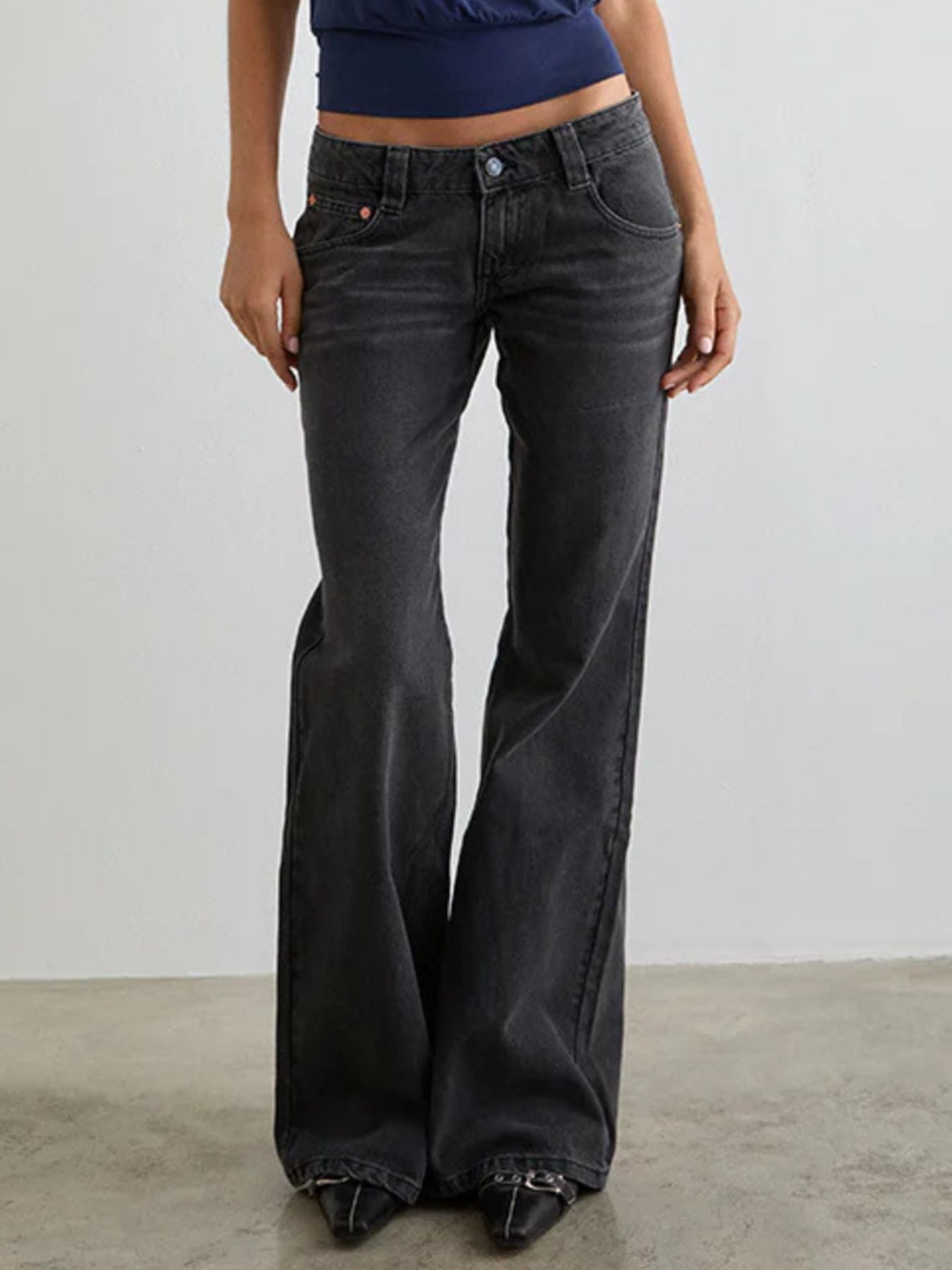 Low Rise Flare Leg Jeans - cas7m