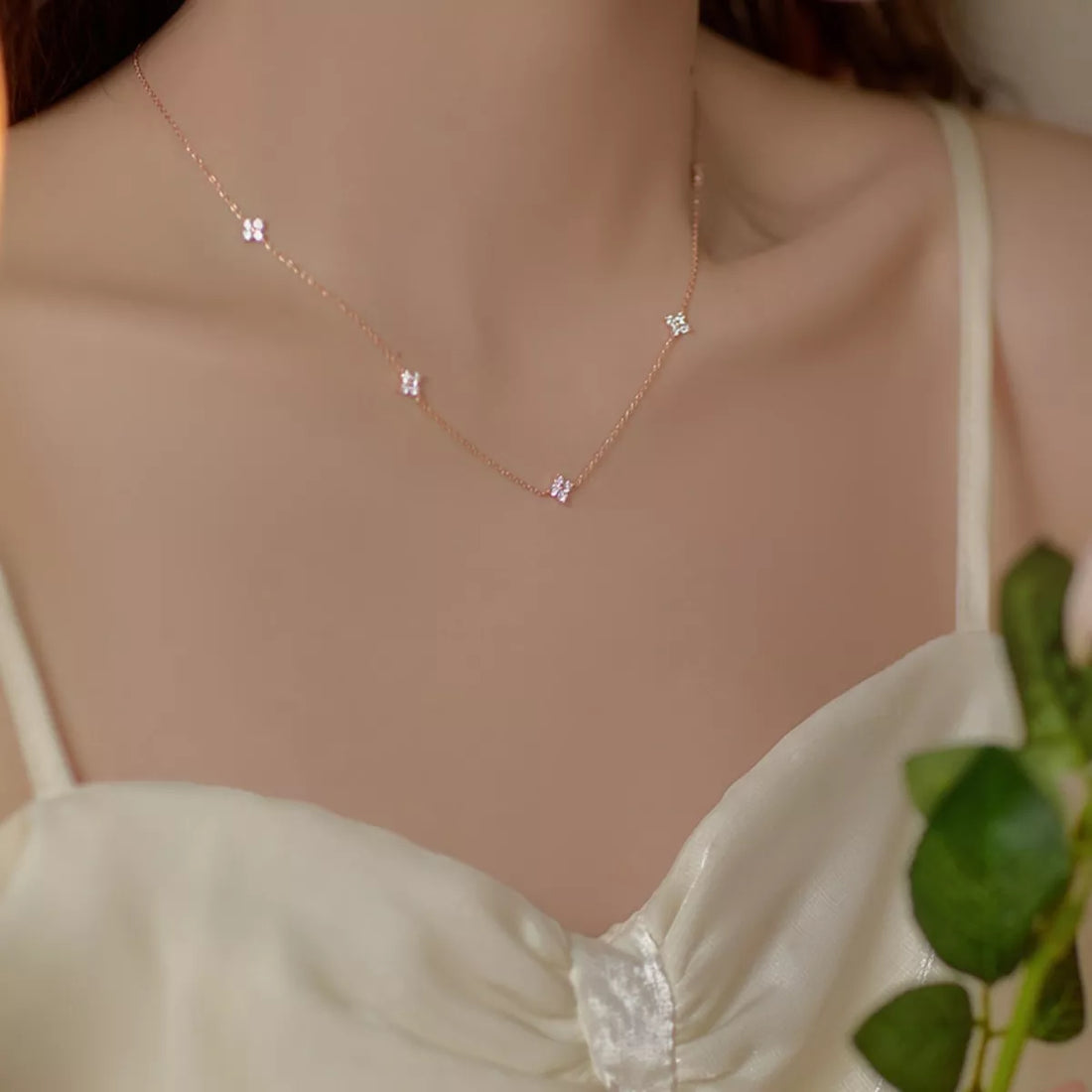 925 Sterling Silver Clover Charm Necklace - cas7m