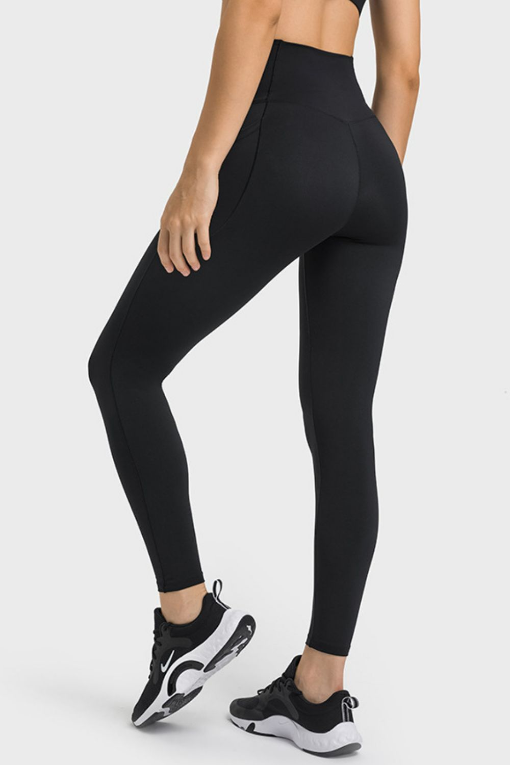 Millennia V-Waist Yoga Leggings with Pockets - cas7m