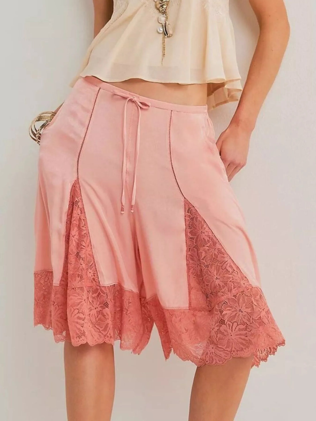 Lace Detail Shorts - cas7m