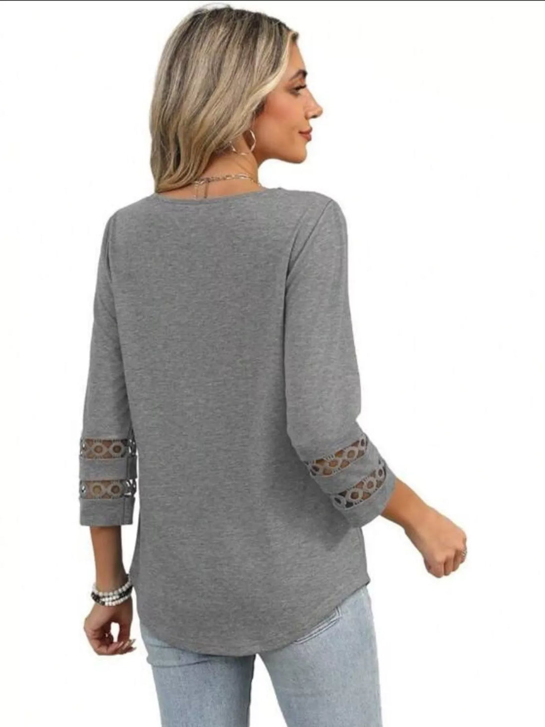 Full Size V-Neck 3/4 Sleeve T-Shirt Plus Size - cas7m
