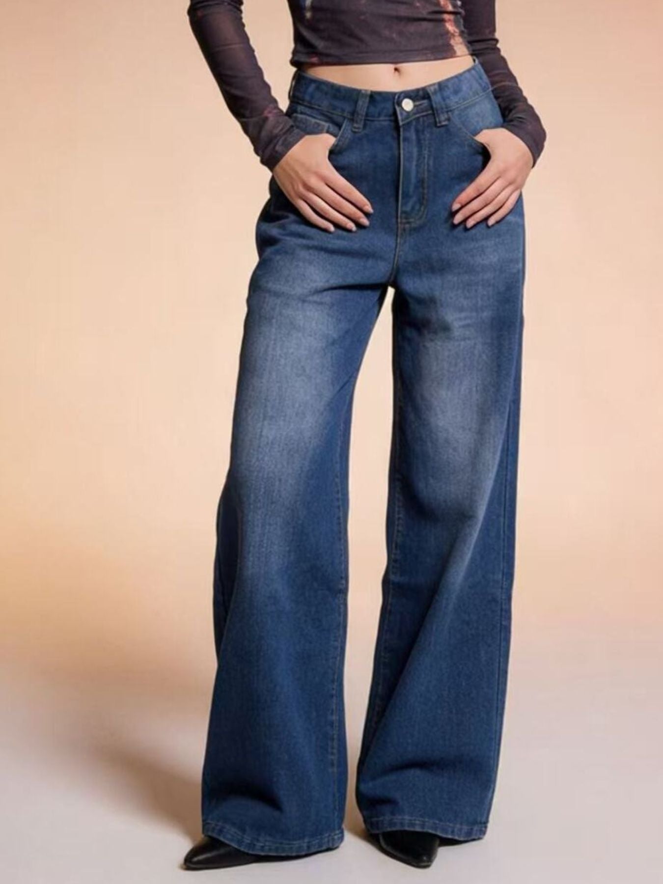High-Waisted Wide Leg Jeans - cas7m