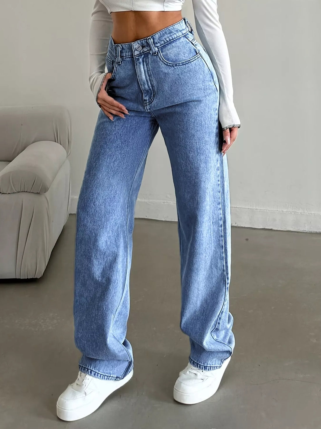 High-Waisted Wide Leg Jeans - cas7m