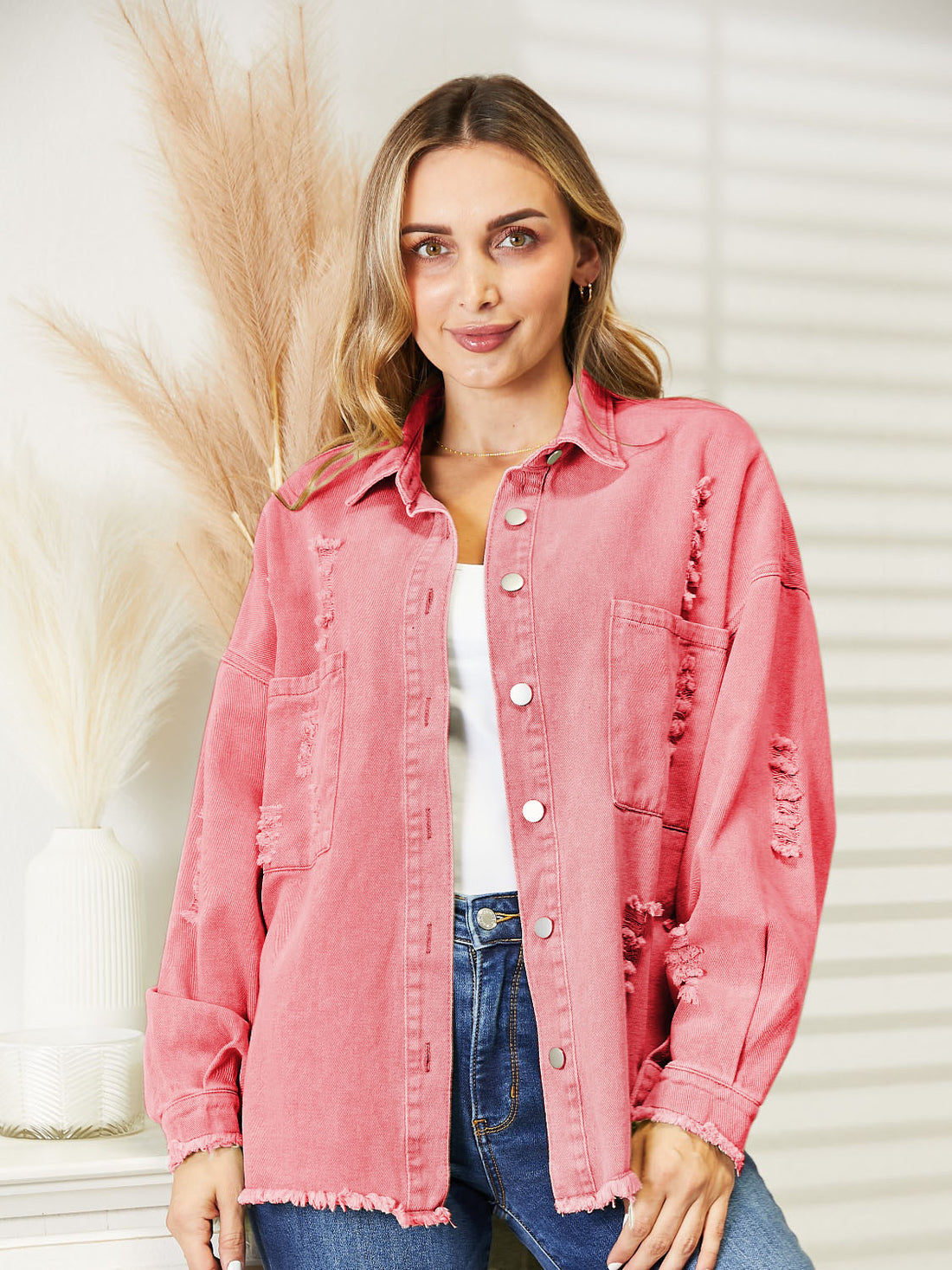Distressed Raw Hem Denim Jacket - cas7m