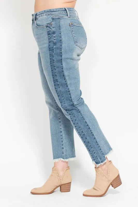 Judy Blue Full Size Vintage Wash Side Panel Detail with Fray Hem Slim Plus Size - cas7m
