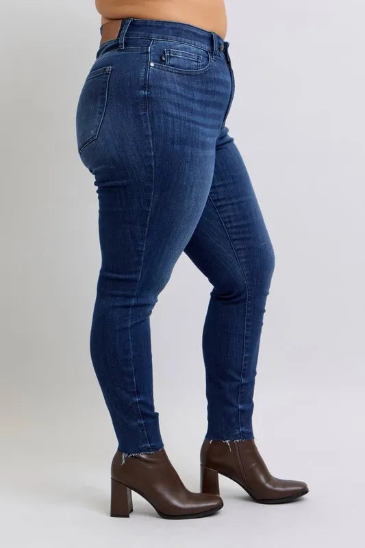 Judy Blue Full Size Mid Rise Skinny Jeans with Raw Hem Plus Size - cas7m