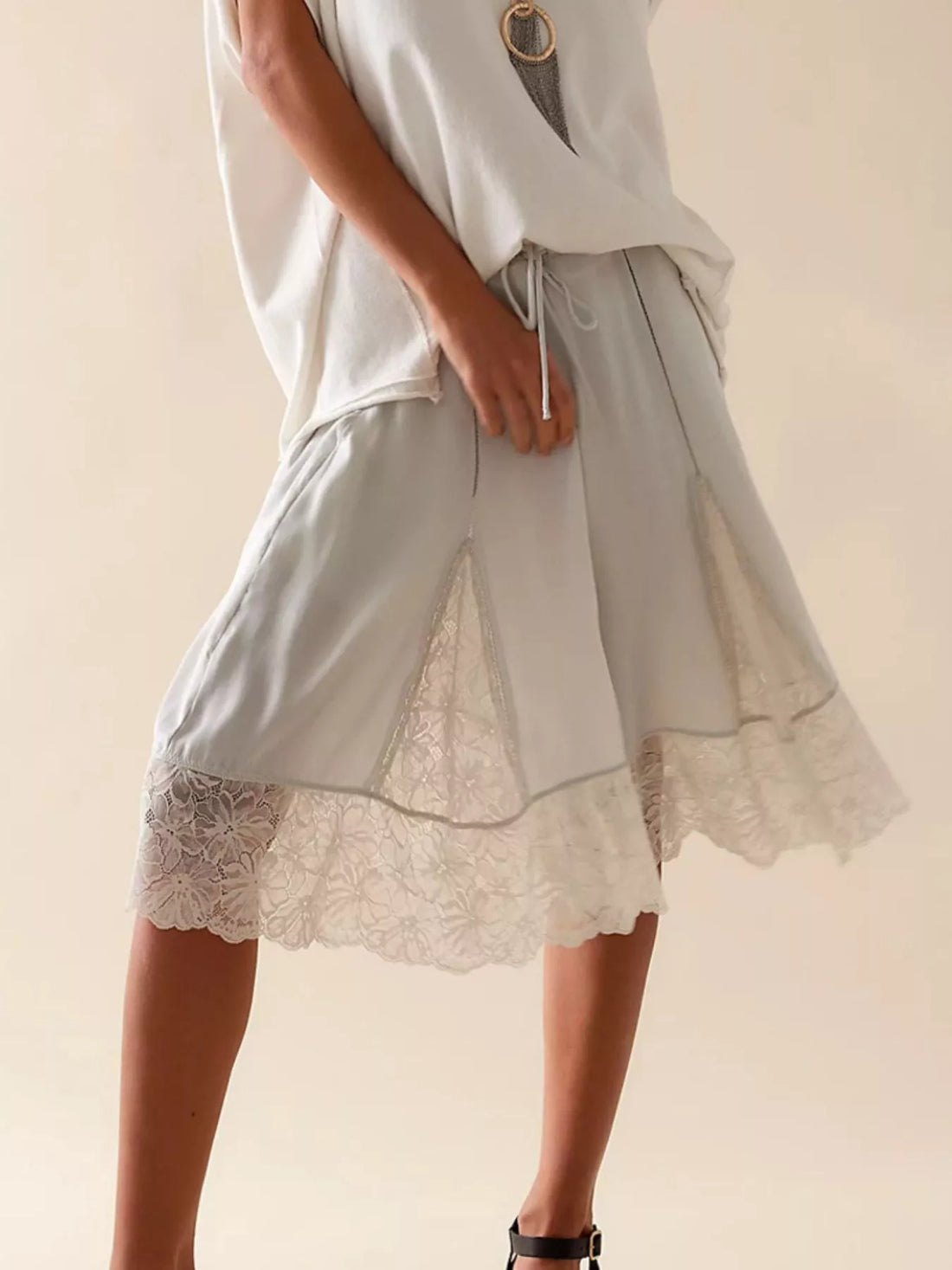 Lace Detail Shorts - cas7m