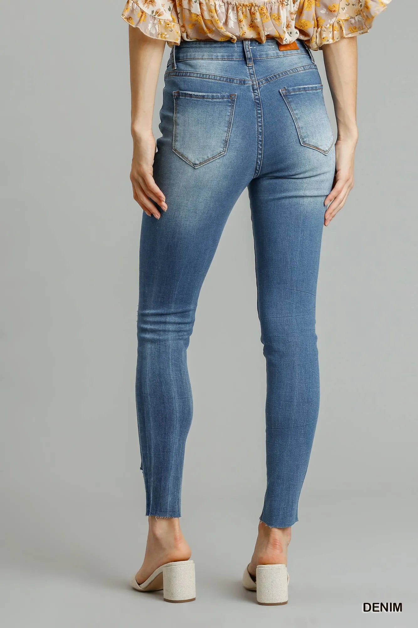 Umgee Distressed Skinny Jeans with Edge Detail - cas7m