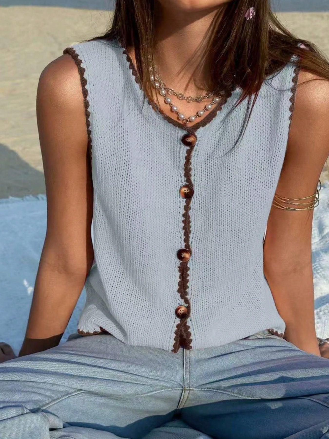 Button-Down Sweater Vest - cas7m