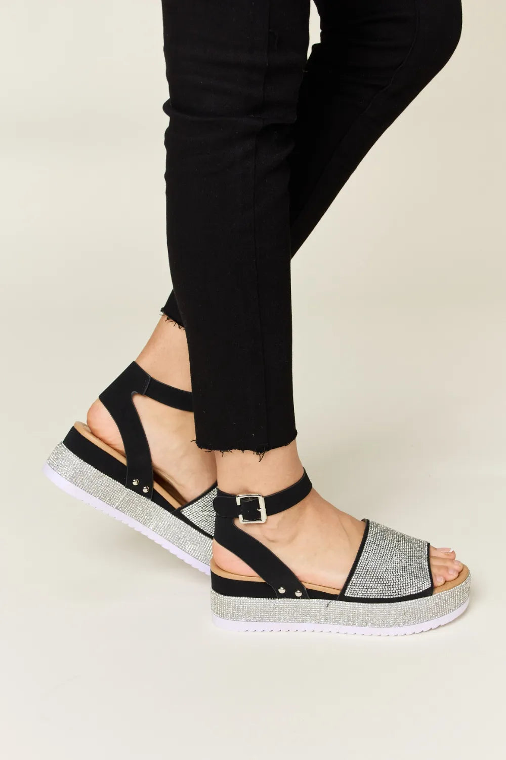 Forever Link Rhinestone Buckle Strappy Wedge Sandals - cas7m