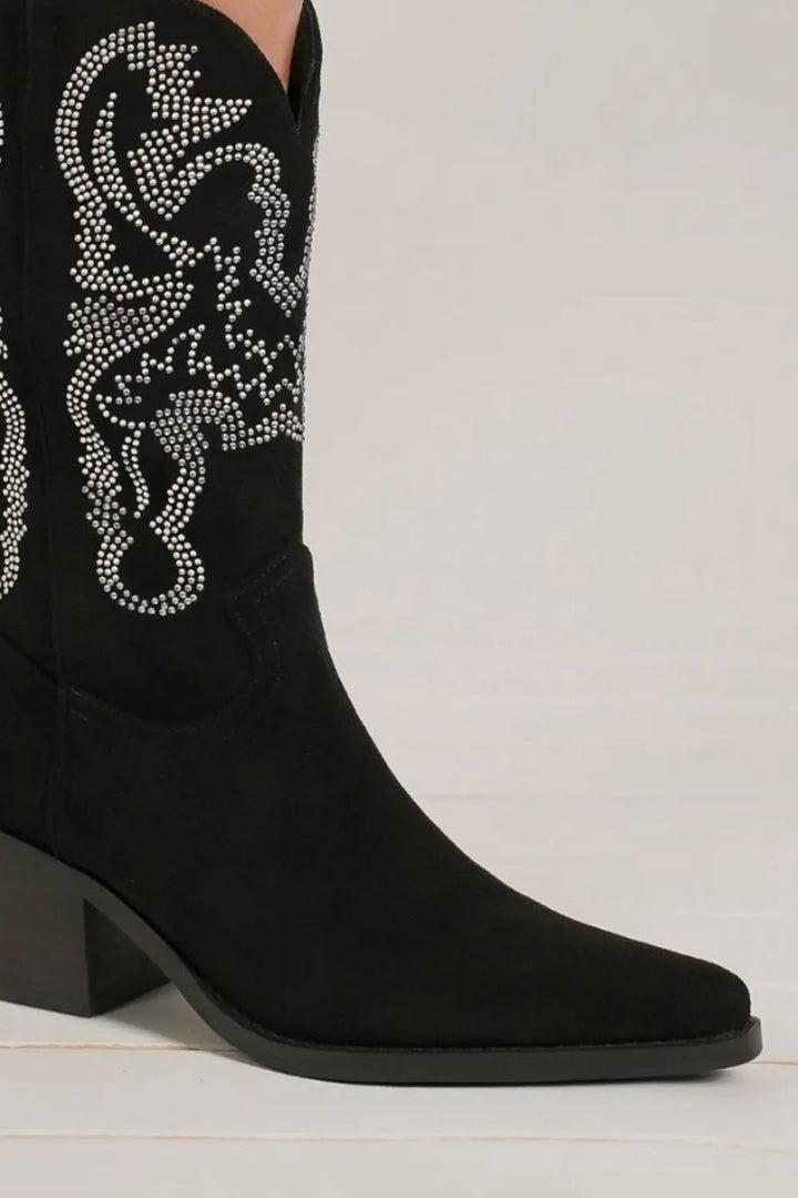 Beast Fashion Rhinestone Detail Point Toe Boots - cas7m