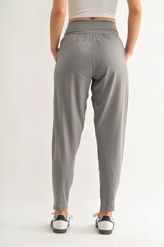MONO B Flowbarrel High Waist Active Pants - cas7m