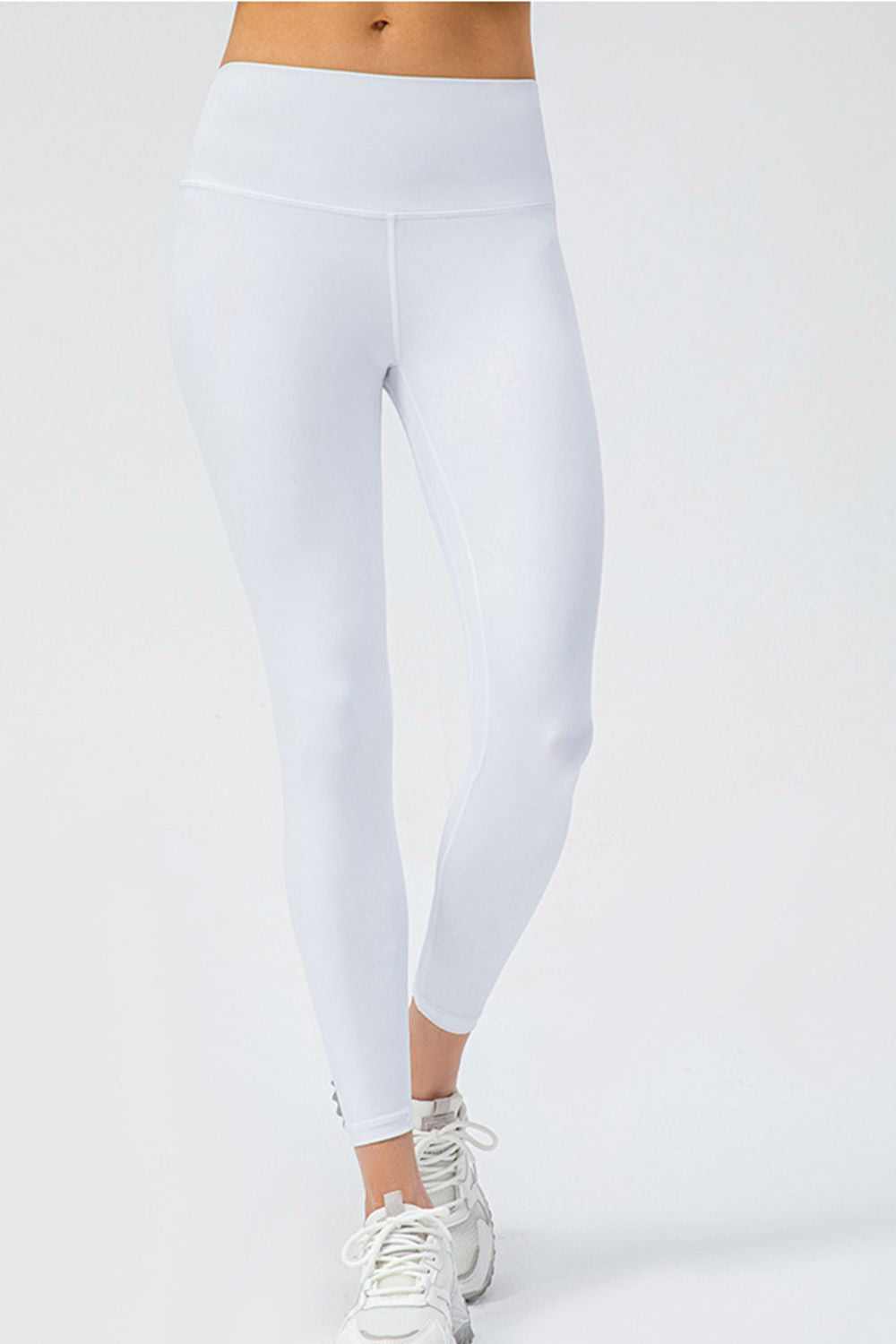 Sporty Breathable Slim Fit Leggings - High Stretch Nylon Blend - cas7m