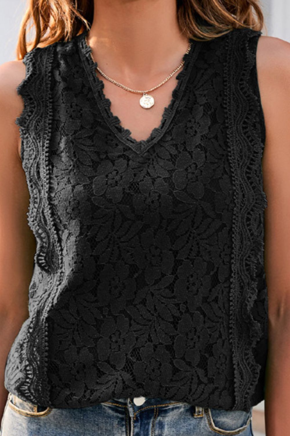 Lace V-Neck Tank - cas7m