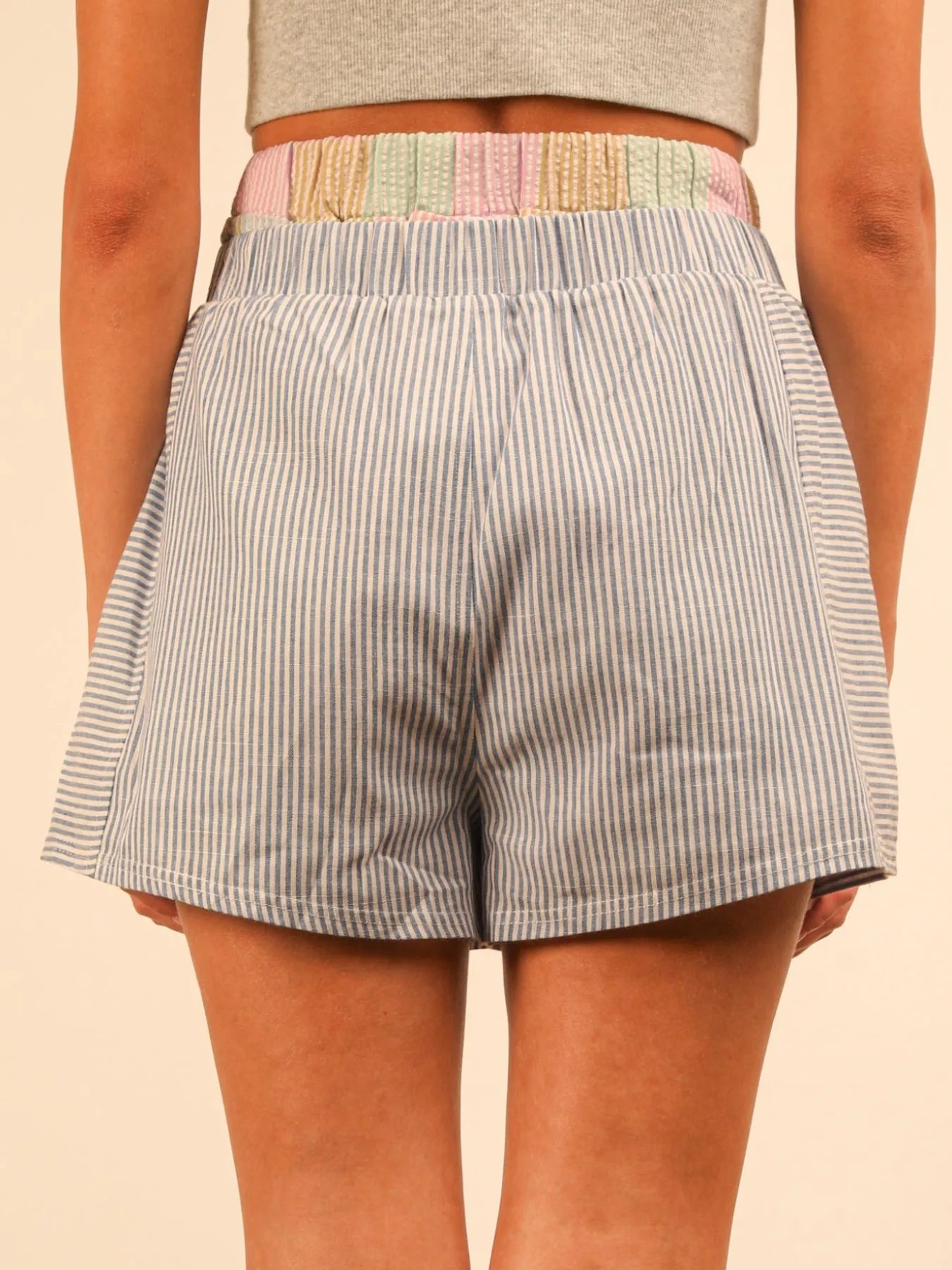 Striped High-Waist Shorts - cas7m