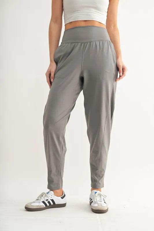 MONO B Flowbarrel High Waist Active Pants - cas7m