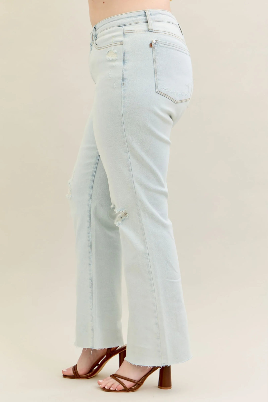 Judy Blue Full Size Destroy & Fray Hem Bootcut Jeans Plus Size - cas7m