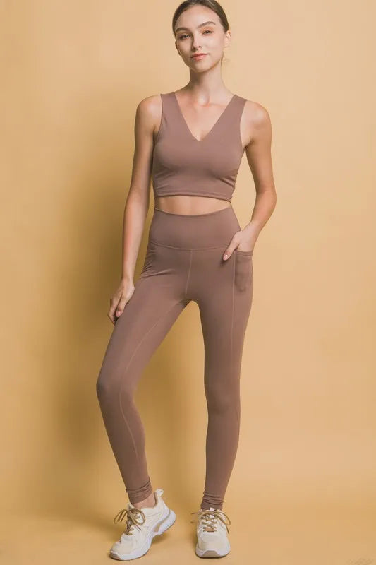 Love Tree High Waist Leggings with Side Pockets - cas7m