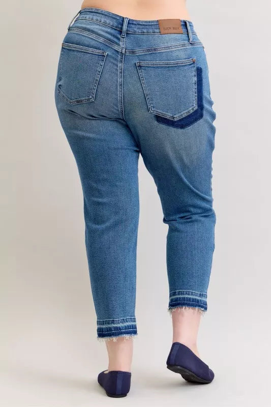 Judy Blue Full Size Mid Rise Bf Patch & Repair Destroy Release Hem Jeans Plus Size - cas7m