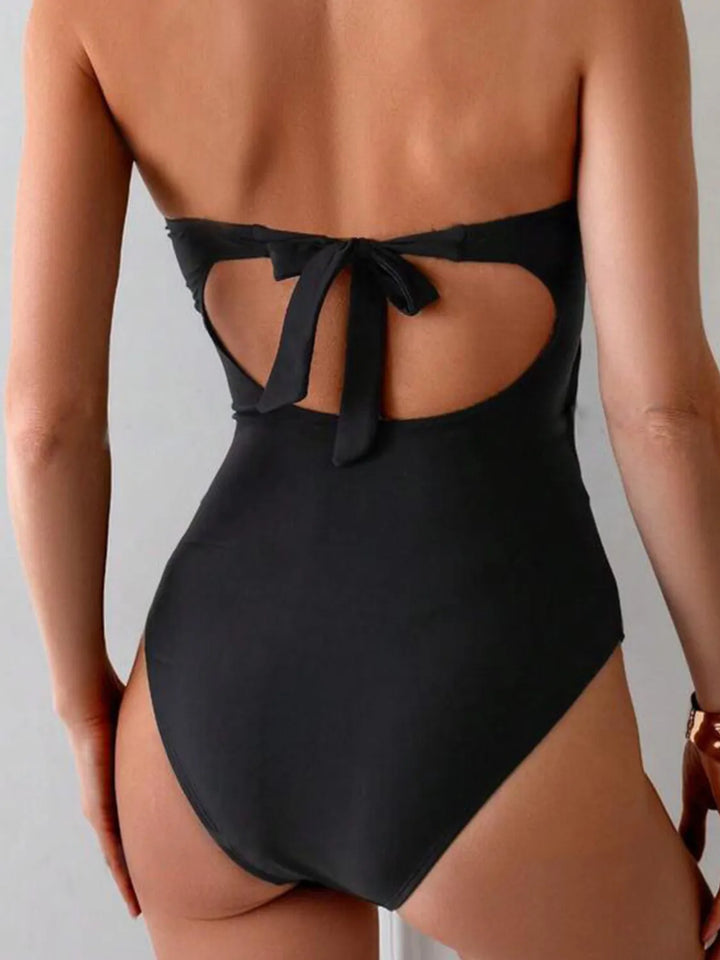 Cutout Sweetheart Neck One-Piece Swimwear - cas7m