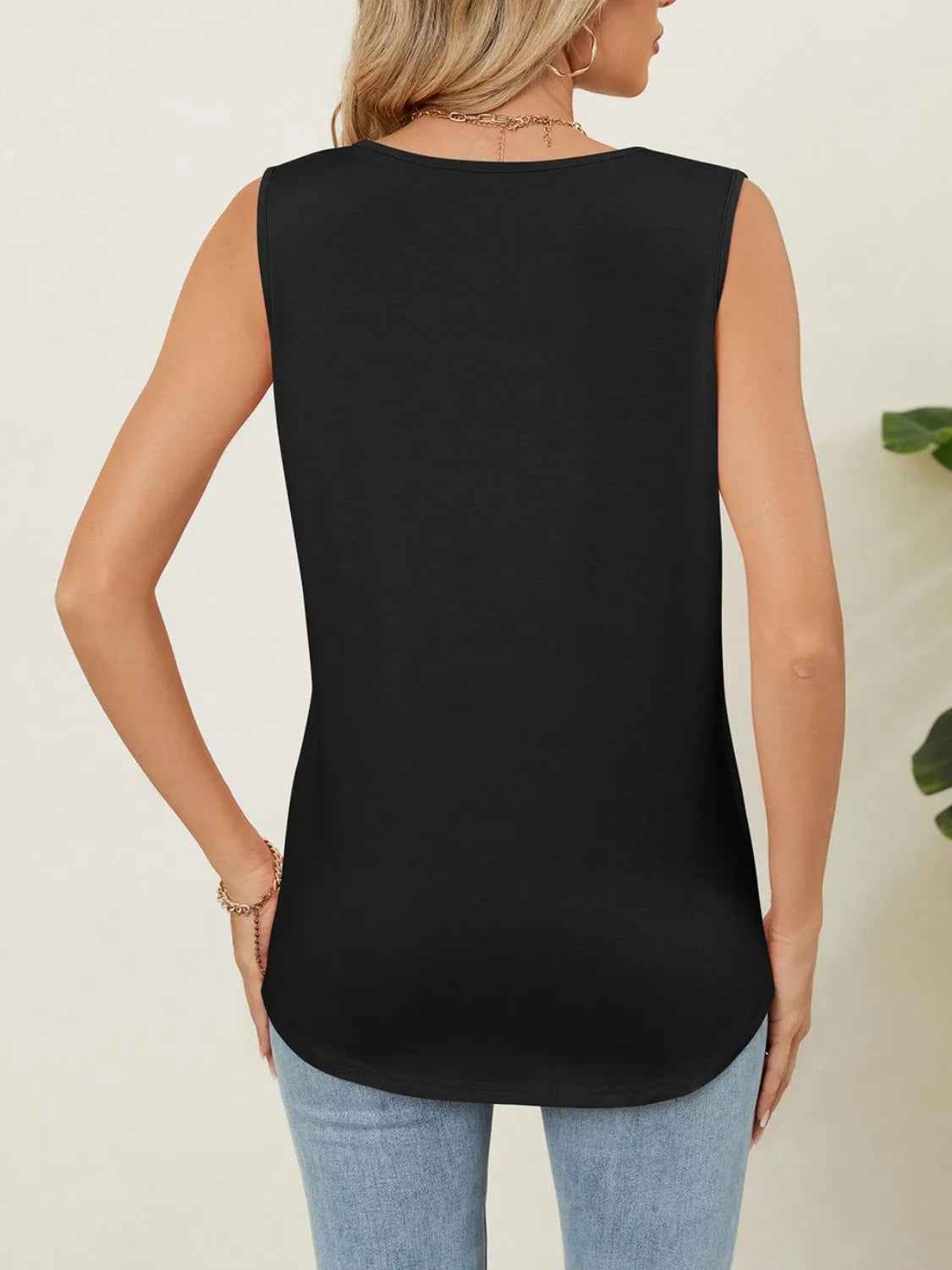 Round Neck Tank - cas7m