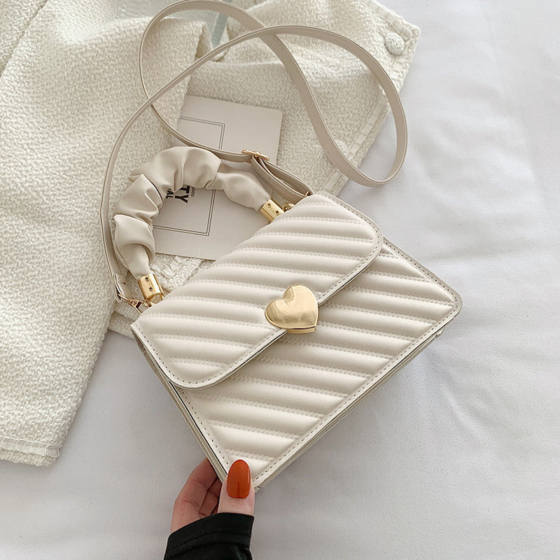 Women Handbags Fashion Chain Shoulder Bags With Love Metal Design - cas7m