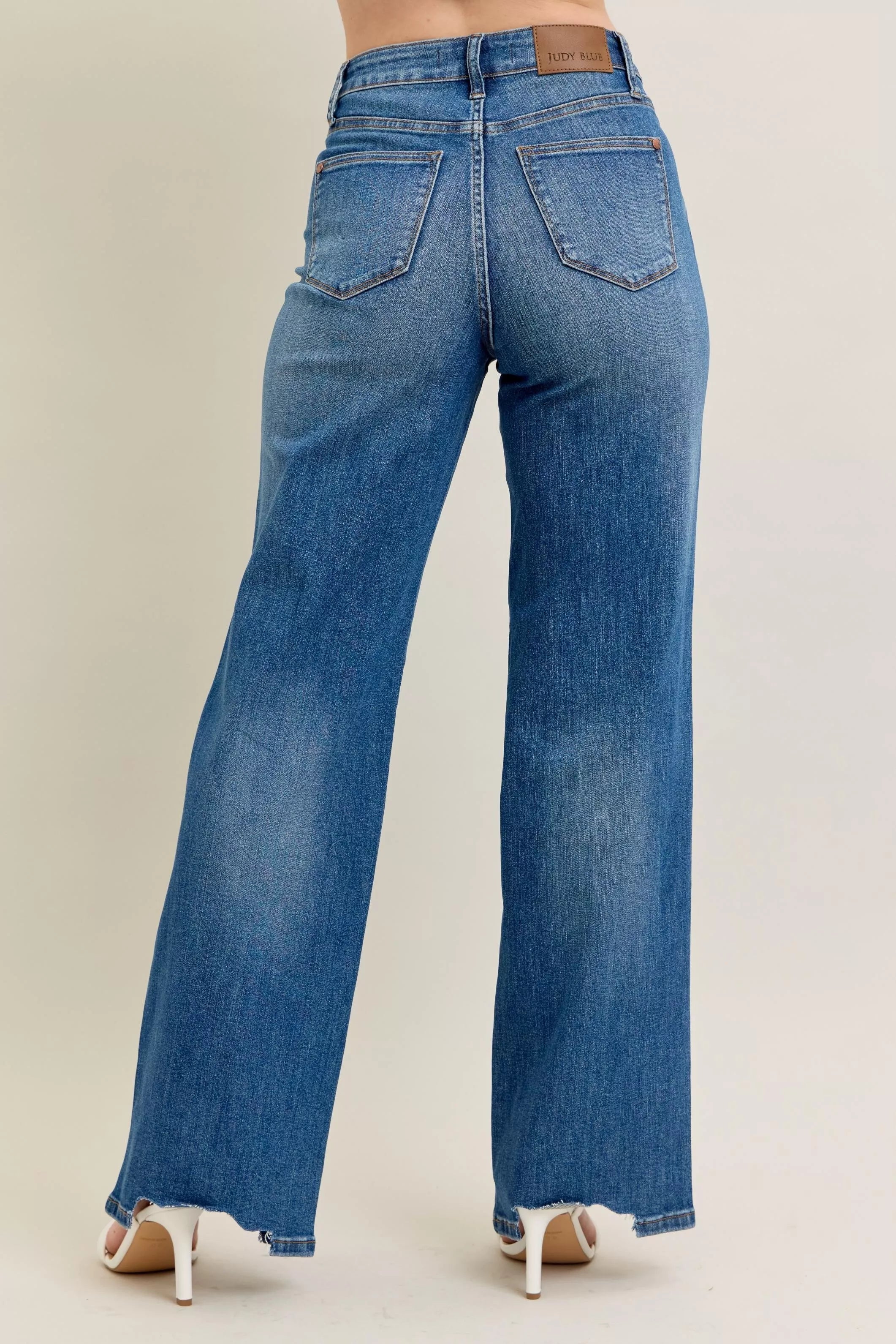 Judy Blue Full Size High Waist Tummy Control Chew Hem Destroy Wide Jeans Plus Size - cas7m