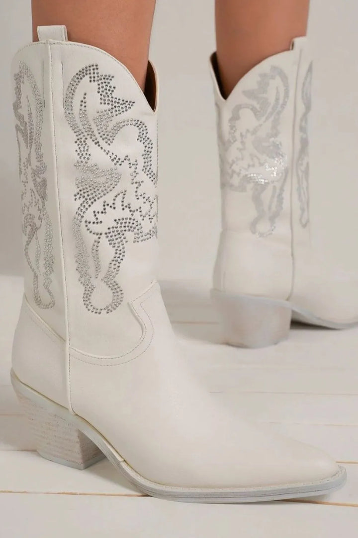 Beast Fashion Rhinestone Detail Point Toe Boots - cas7m