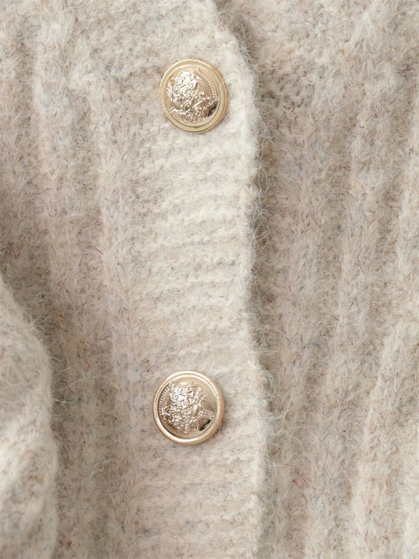 Cable Knit Button-Up Cardigan - cas7m